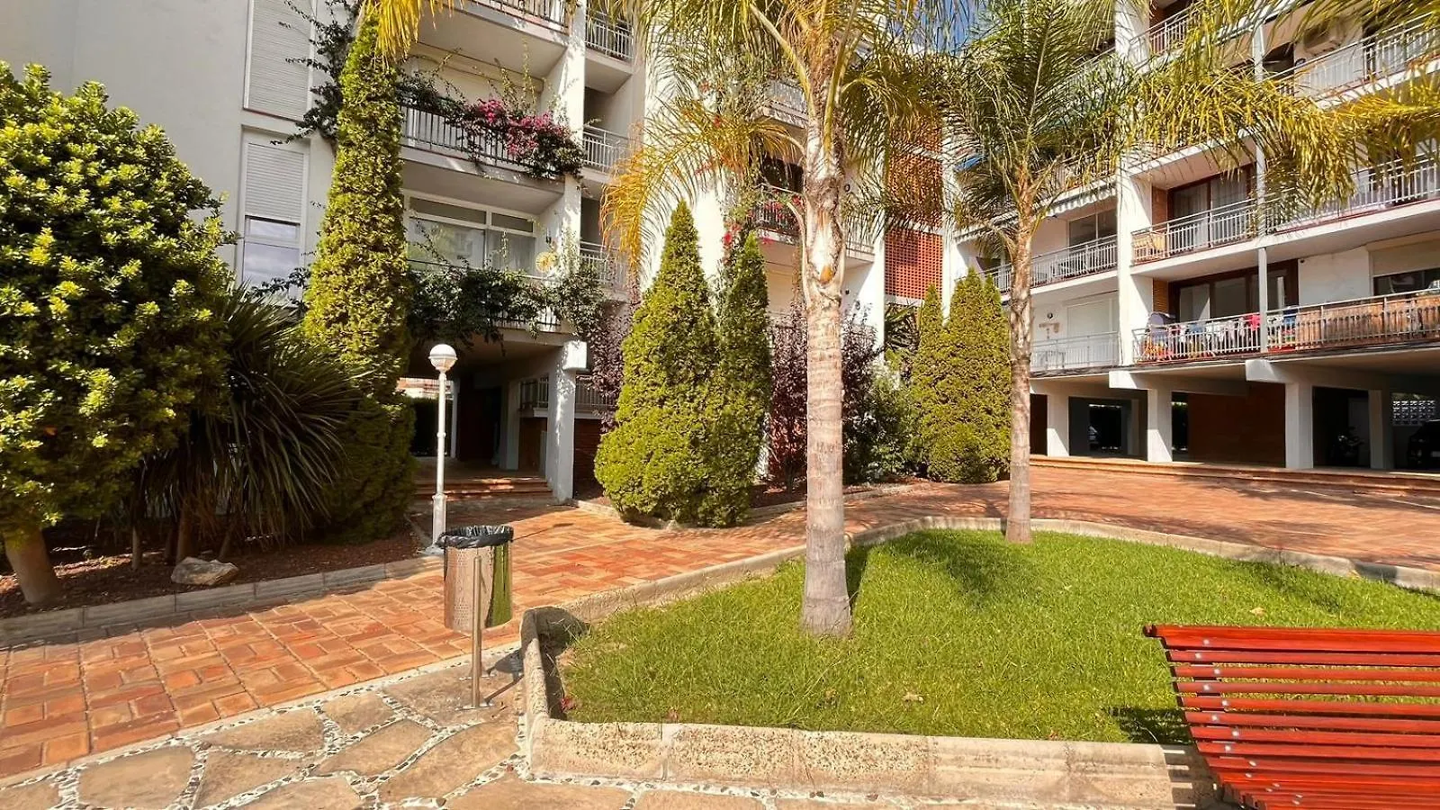Apartamento En Cambrils Spain